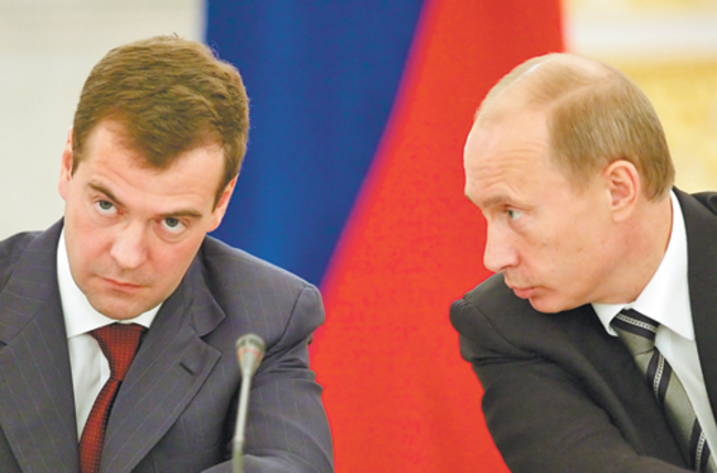 "Привет, Димон! Чё такой хмурый?..". Подборка политических анекдотов от И.И. Никитчука
