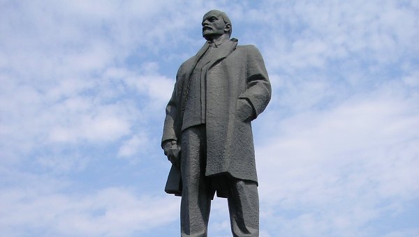 Шабаш вандалов. Полтавскую область ждет массовый снос памятников В.И. Ленину