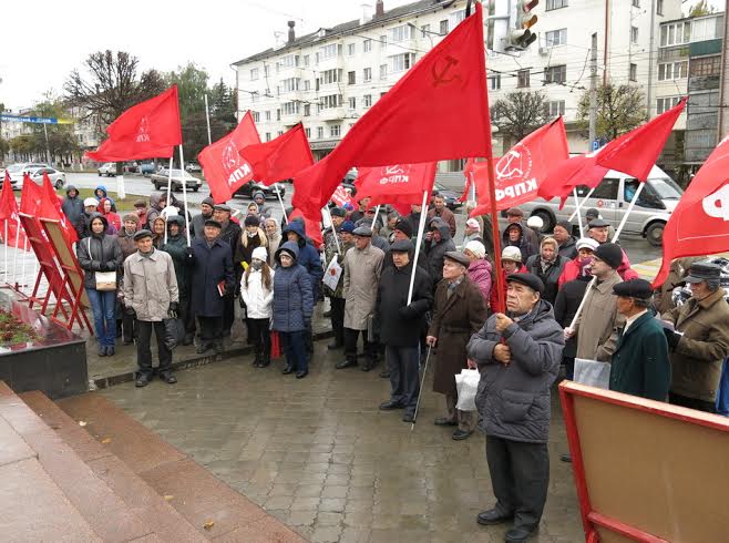 Республика Чувашия. В Чебоксарах прошла акция "Не забудем, не простим!"