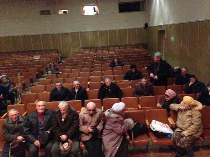 Ростовская область. Депутат-коммунист Госдумы В.И. Бессонов провел отчет перед избирателями Зимовниковского и Дубовского районов