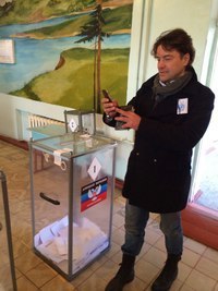 Сводки ополчения Новороссии: Александр Ющенко посетил несколько избирательных участков в ДНР