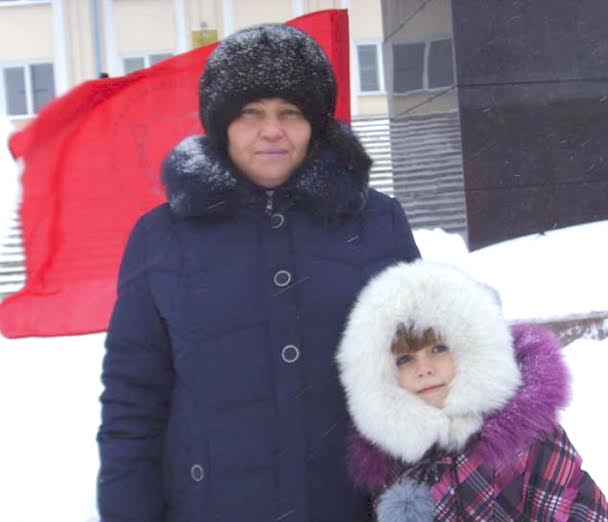 Республика Саха (Якутия). Репортаж о митинге 7 ноября 2014 года на площади Ленина г.Алдан