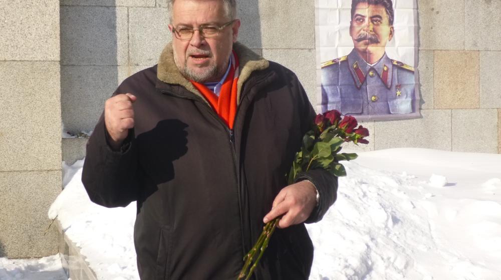 Владивосток. Коммунисты торжественно отметили 135-ю годовщину со дня рождения И.В. Сталина