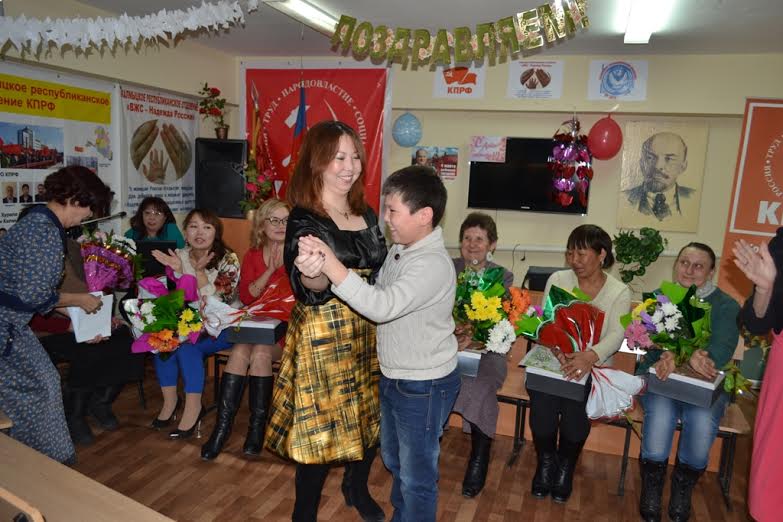 Республика Калмыкия. Поздравления с Днем Матери