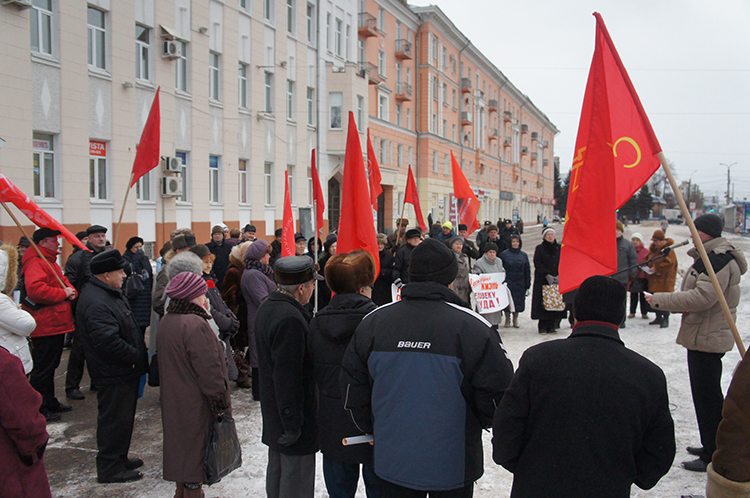 Участники акций протеста в Ивановской области потребовали отправить правительство Медведева в отставку
