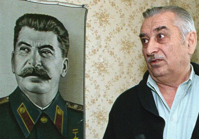 Внук И.В.Сталина обвинил историка Георгия Мирского в клевете на Генералиссимуса