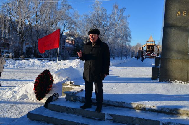Вологодские коммунисты провели акцию в день памяти В.И.Ленина  