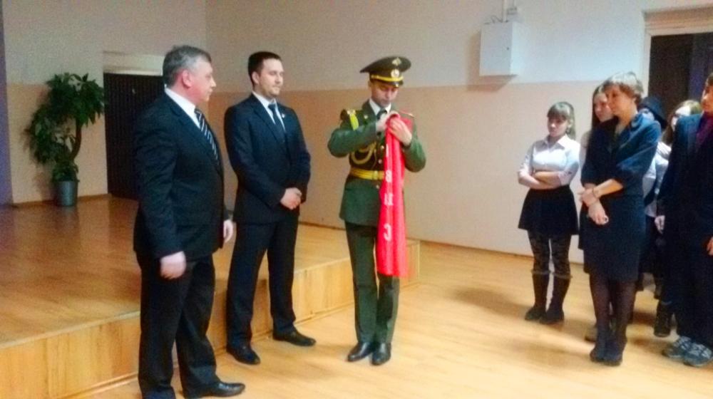 Забайкалье: Знамя Победы в надежных и верных руках!