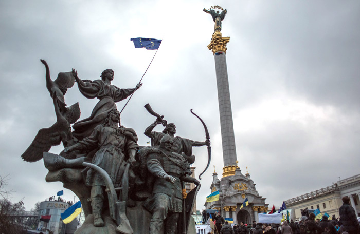 Украина-2015: без денег и Донбасса. В наступившем году «незалежная» будет балансировать на грани экономического краха