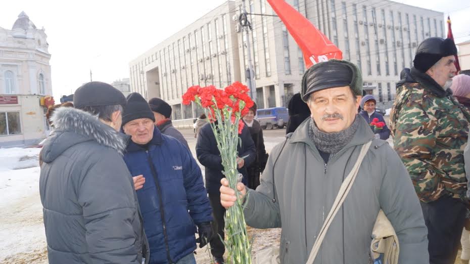 Пенза. Ленин – не икона, а гений революции!