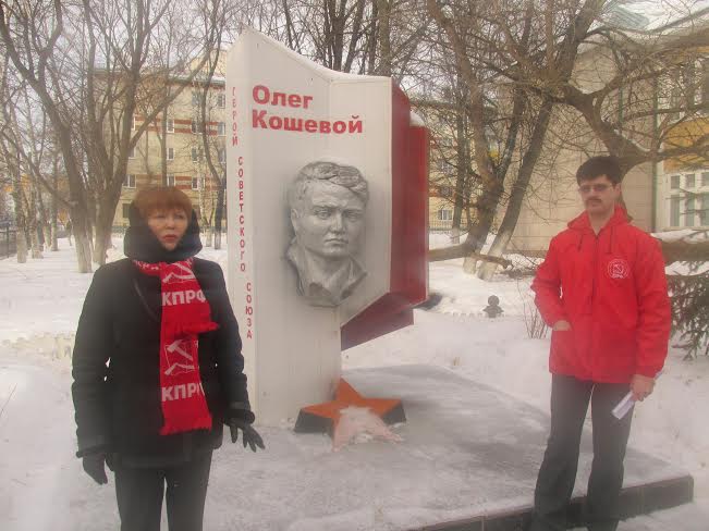 Коммунисты Мордовии провели автопробег, посвященный 97-й годовщине образования Красной Армии
