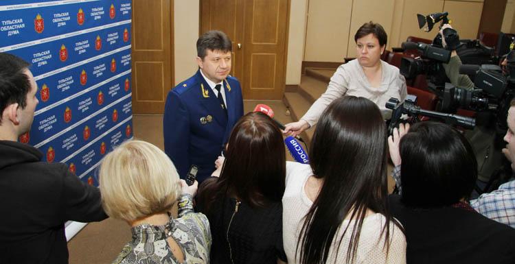 Депутат Госдумы Олег Лебедев принял участие в заседании Тульской областной Думы и провел встречу с новым прокурором региона