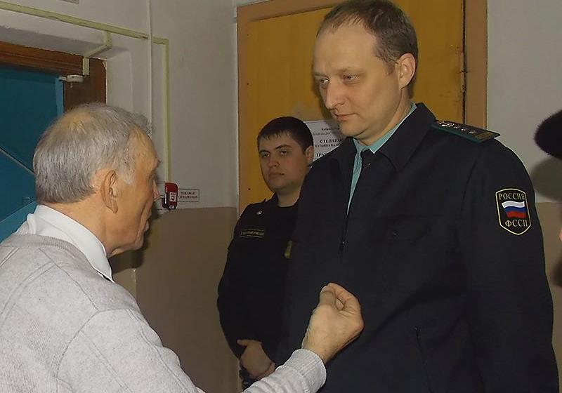 Алтайский край. Председатель ТСЖ, коммунист А.И. Федяев объявил голодовку против незаконных действий судебных приставов