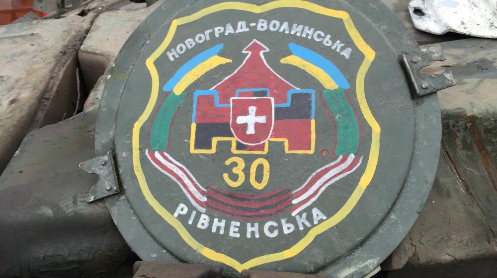 Депутат-коммунист А.А. Ющенко посетил с гуманитарным визитом Дебальцево 