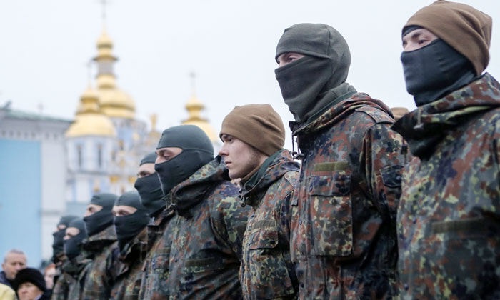 «Черная гвардия» киевских ультрас. Как украинские анархисты превратились в подручных нацистов