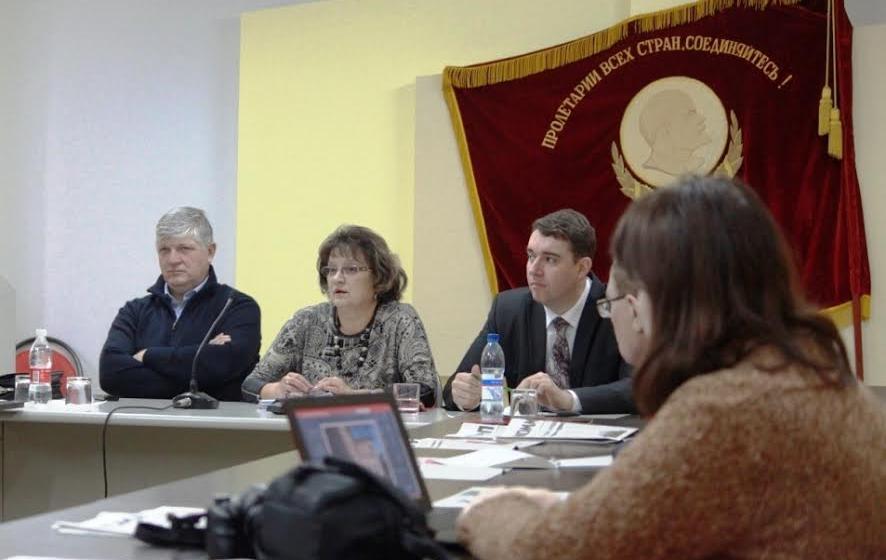 Народу пора определиться: с кем идти дальше. Пресс-конференция в Саратовском обкоме КПРФ 