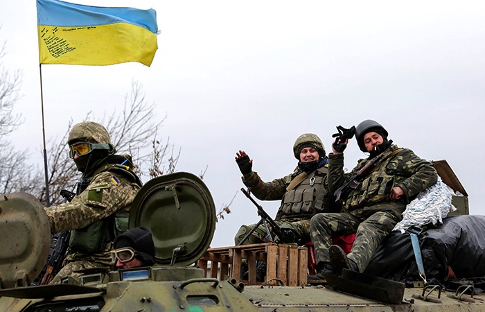 Армия распада. На что способны украинские войска «уклонистов и наркоманов», пересевшие на устаревшие британские «Саксоны»