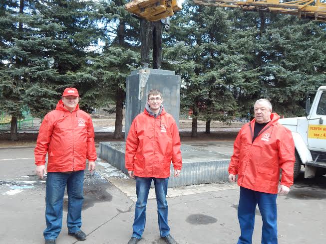 Республика Марий Эл. Коммунисты приняли участие в гражданском митинге против разбитых дорог