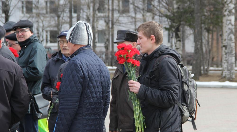 Республика Коми. В Сыктывкаре традиционно почтили память основателя Советского государства В.И. Ленина