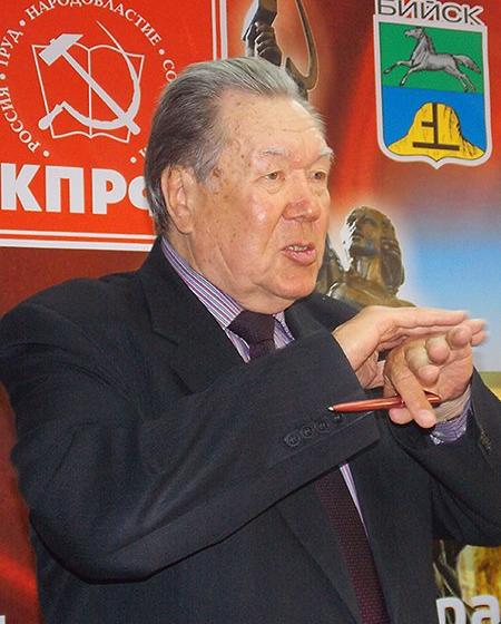 Алтайские коммунисты проводят выездные заседания бюро крайкома КПРФ