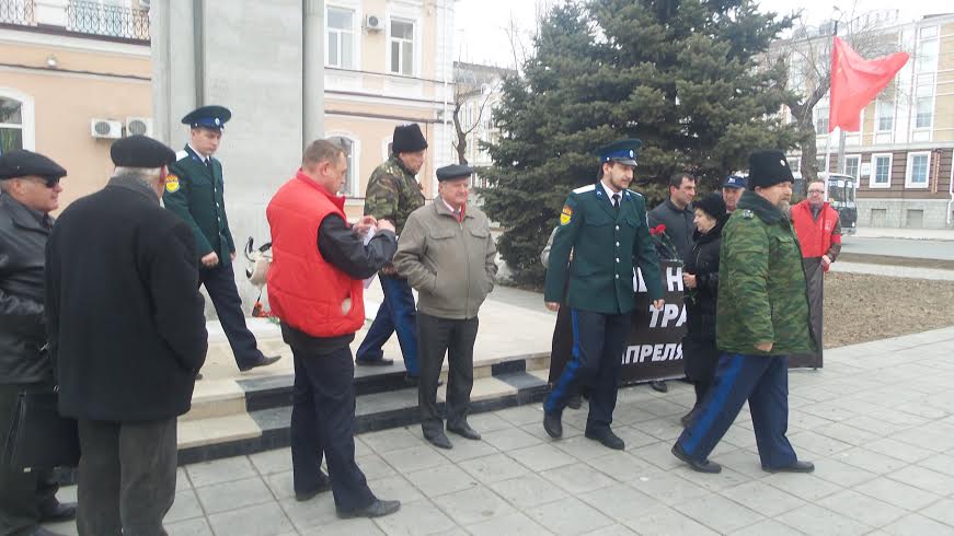 Оренбургские коммунисты почтили память красноармейцев погибших в борьбе с «дутовщиной».