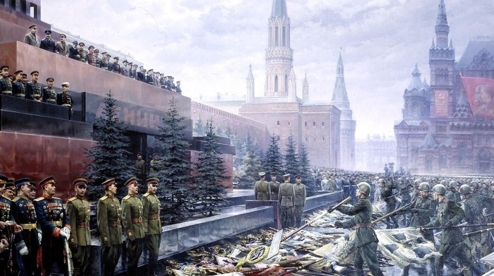 Мавзолей В.И. Ленина должен быть доступен для всеобщего обозрения во время парада в честь 70-летия Победы