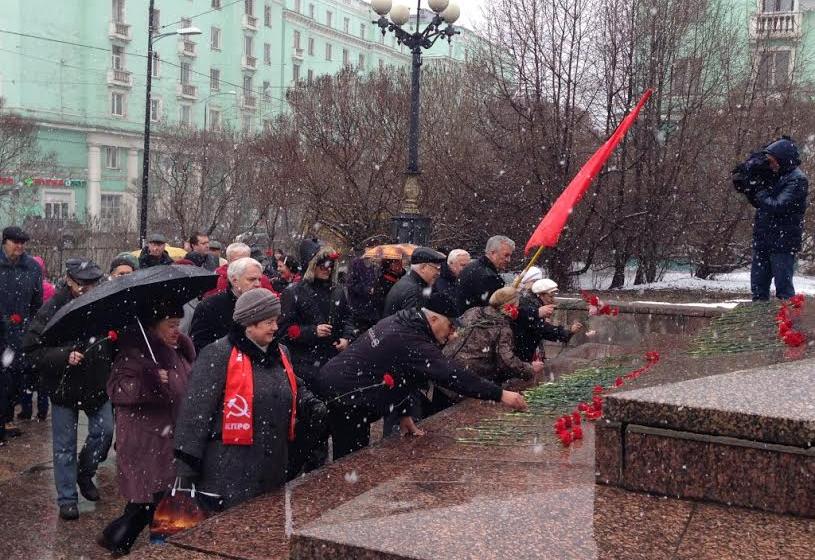 Мурманск почтил память Ленина