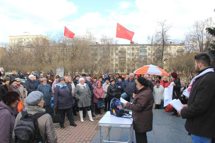 Нет - захвату первых этажей! Митинг в столичном районе Кузьминки