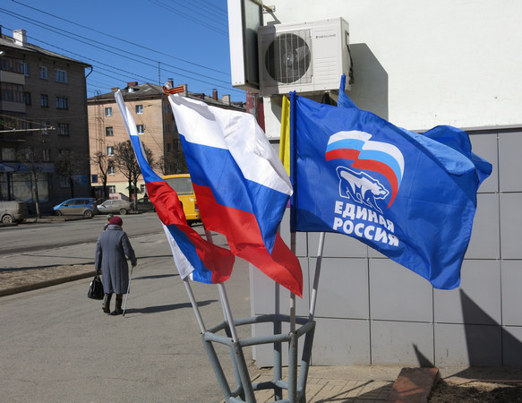 Чувашская Республика. В Чебоксарах задержана группа коммунистов за использование партийной символики