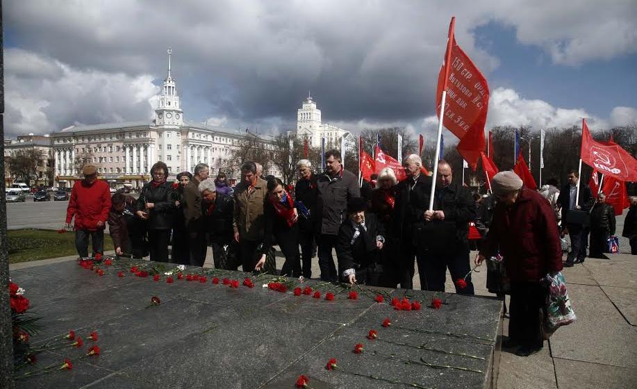 Воронеж. Ленин жил, Ленин жив, Ленин будет жить!