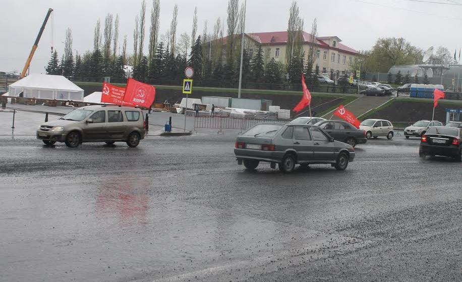 Башкирские коммунисты провели автопробег, посвященный 70-летию Великой Победы