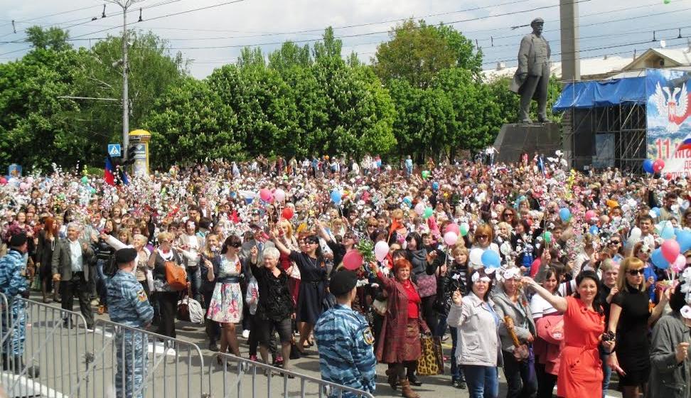 Рядом с тобою, Донецк! Казбек Тайсаев и Владимир Родин приняли участие в торжествах по случаю Дня независимости ДНР