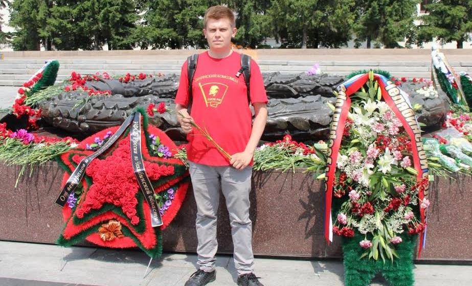 Коммунисты Челябинска почтили память погибших в годы Великой Отечественной войны