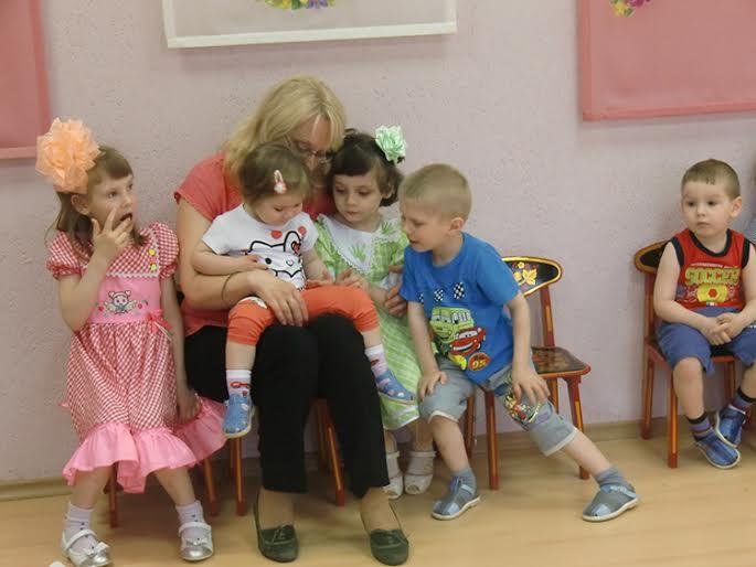 Ивановские коммунисты в День защиты детей посетили детский дом «Родничок»