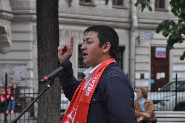 Коммунисты Санкт-Петербурга провели торжественный митинг-концерт по случаю Дня русского языка