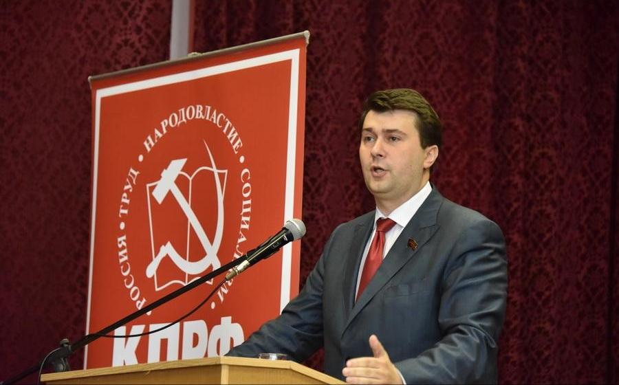О.А. Лебедев: Мы - партия трудового народа, партия рабочего класса, партия сознательного молодежного авангарда!