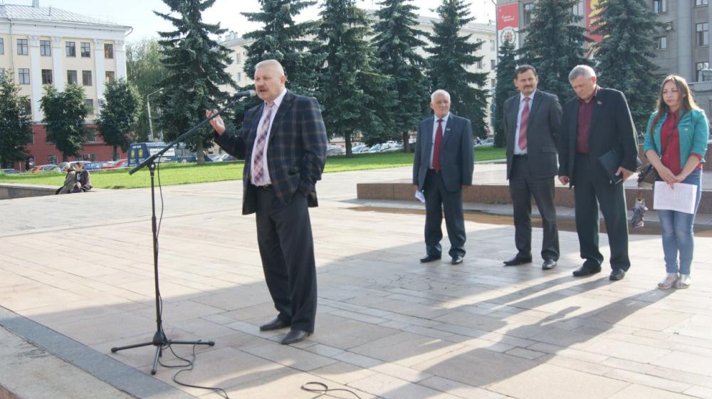 Кировчане выступили против коммунального грабежа и поборов за капремонт
