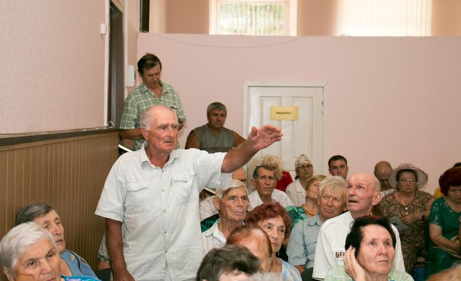 Встречи кандидата в губернаторы Краснодарского края Николая Осадчего в Тимашевске