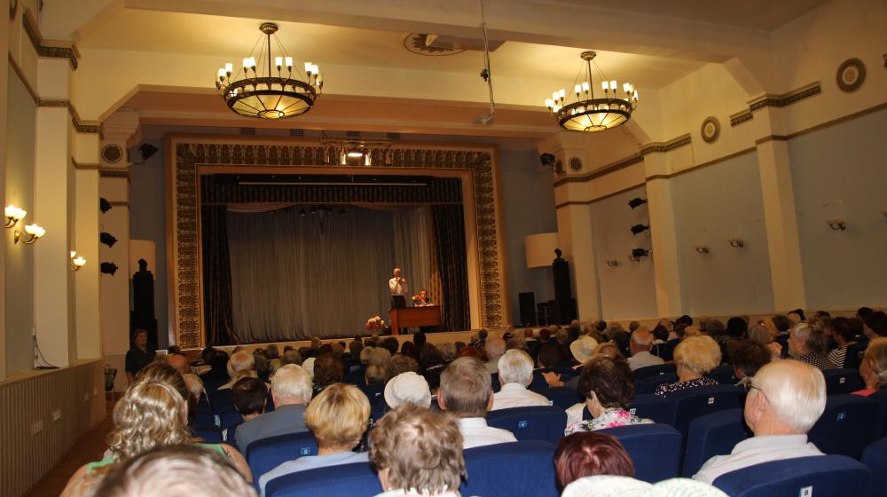 Калининградская область. Кандидат в губернаторы от КПРФ И. А. Ревин встретился с медиками и «Детьми войны»