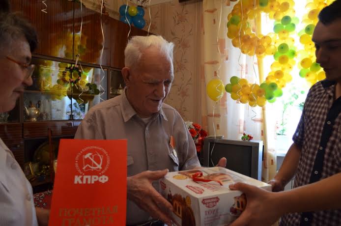 Тульская область. Коммунисты продолжают оказывать помощь и поддержку ветеранам Великой Отечественной войны