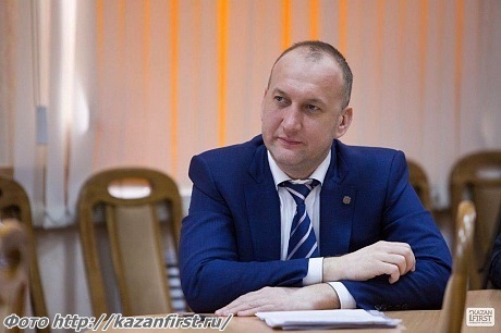 Татарстан, Набережные Челны. Депутаты горсовета от КПРФ выдвинули на должность мэра Набережных Челнов коммуниста Н.М. Атласова