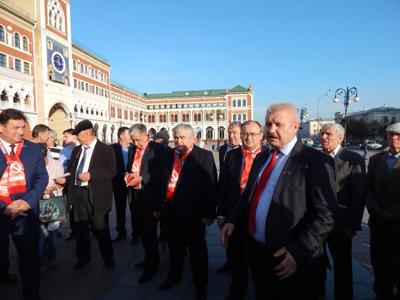 К.К. Тайсаев поздравил С.Г. Левченко с убедительной победой на выборах