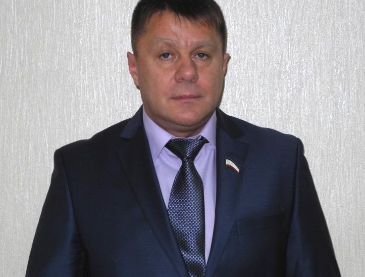 beyvora.ru: Депутат Госсовета Крыма арестован в офисе "Единой России" за мошенничество на $35.000