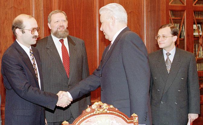 Высокоточное оружие лжи. Публицист Юрий Болдырев о «героях» дефолта и их нынешних подельниках-покровителях