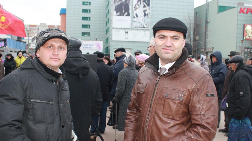 Тюменские коммунисты провели митинг в честь 97-летия ВЛКСМ