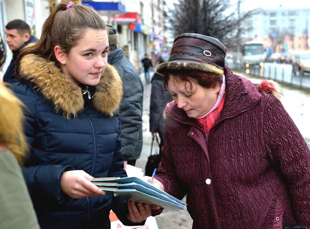 Ивановские коммунисты провели серию пикетов против увеличения пенсионного возраста и отмены индексации пенсий