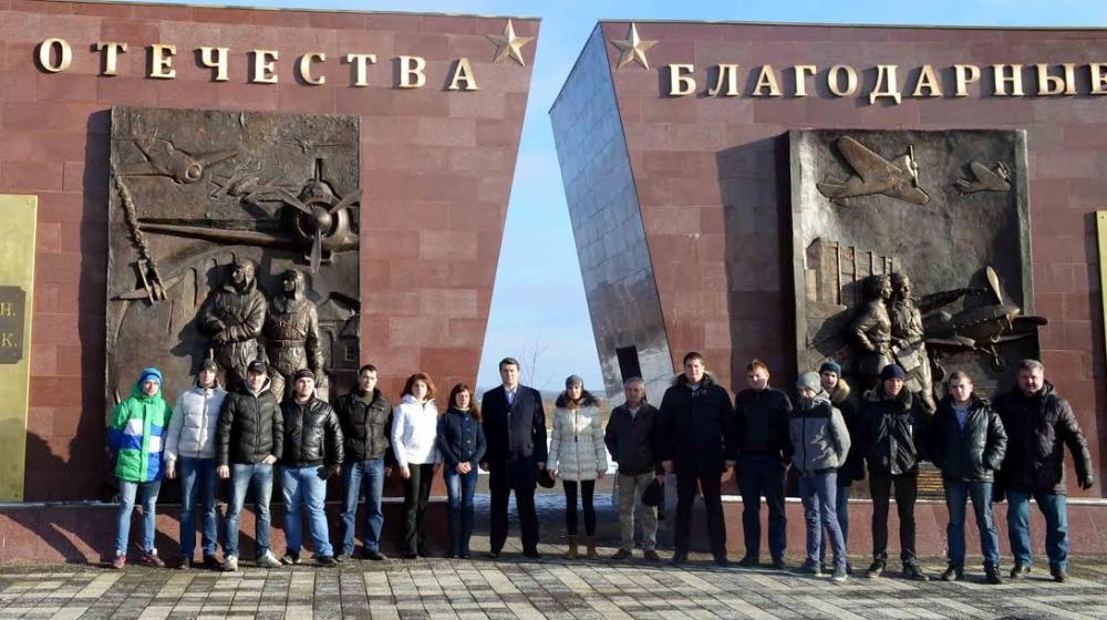 Олег Лебедев в Туле возглавил автопробег, посвященный 74-й годовщине обороны города-героя