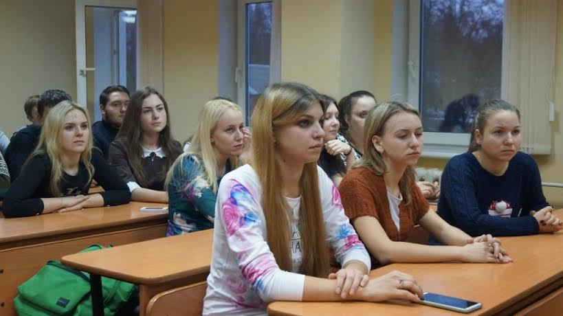 Пора ли вносить русский в красную книгу? Владимир Симагин провел встречу со студентами Пензенского Государственного университета 
