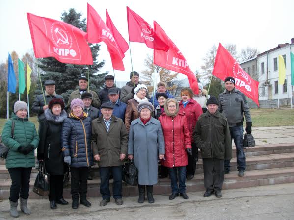 Местные отделения КПРФ Нижегородской области отметили 98-ую годовщину Великой Октябрьской социалистической революции