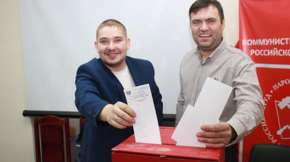 Состоялось отчётно-выборное общее собрание комсомольцев Тюменской области